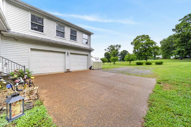 770 Martha Leeville Rd, Lebanon, TN 37090