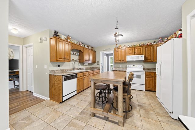 770 Martha Leeville Rd, Lebanon, TN 37090