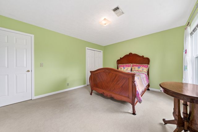 770 Martha Leeville Rd, Lebanon, TN 37090