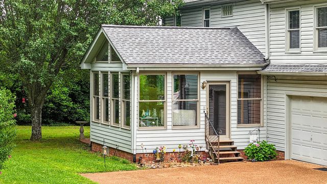 770 Martha Leeville Rd, Lebanon, TN 37090
