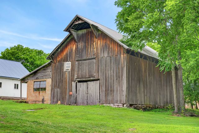 770 Martha Leeville Rd, Lebanon, TN 37090