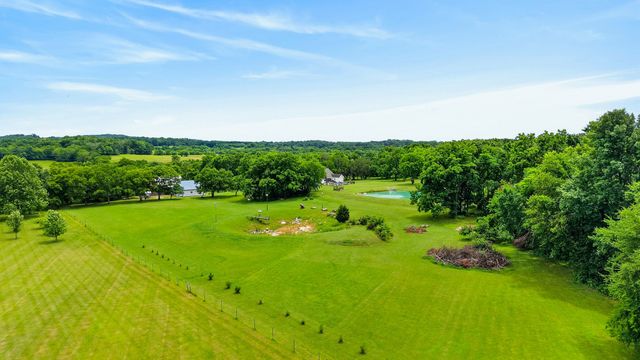 770 Martha Leeville Rd, Lebanon, TN 37090
