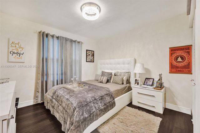18060 SW 11th Court, Pembroke Pines, FL 33029