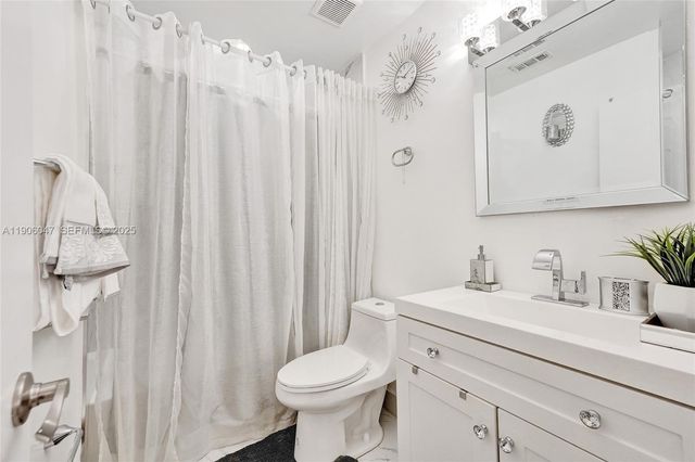 18060 SW 11th Court, Pembroke Pines, FL 33029