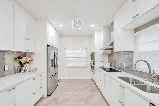 18060 SW 11th Court, Pembroke Pines, FL 33029