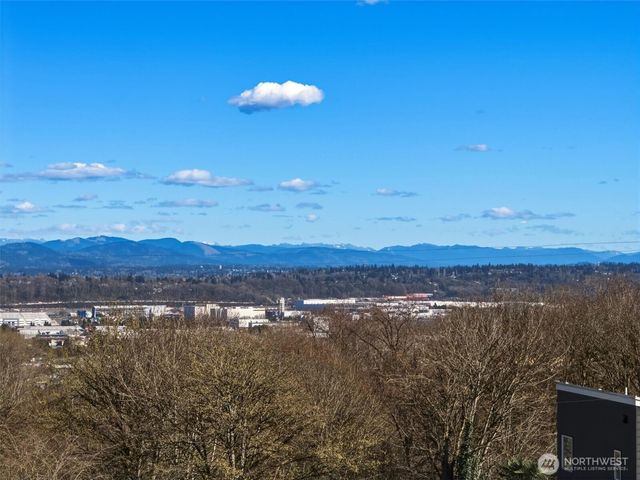 9017 3rd Avenue SW, Seattle, WA 98106