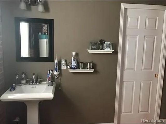 2557 N Clarkson Street, Denver, CO 80205