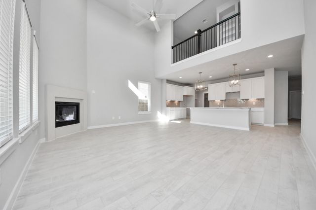 18611 Serapis Street, Fresno, TX 77545