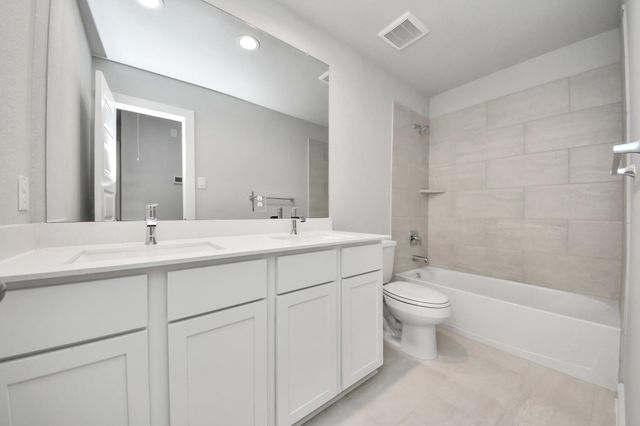 18611 Serapis Street, Fresno, TX 77545