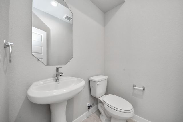18611 Serapis Street, Fresno, TX 77545