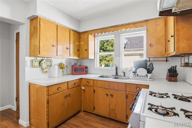 2307 E Main Street, Belleville, IL 62221