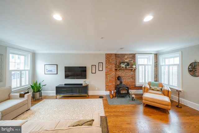 120 W UNION ST, West Chester, PA 19382