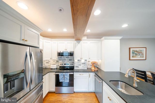 120 W UNION ST, West Chester, PA 19382