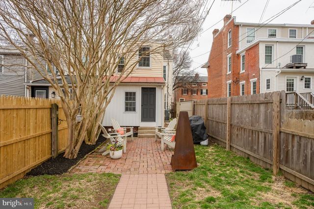 120 W UNION ST, West Chester, PA 19382