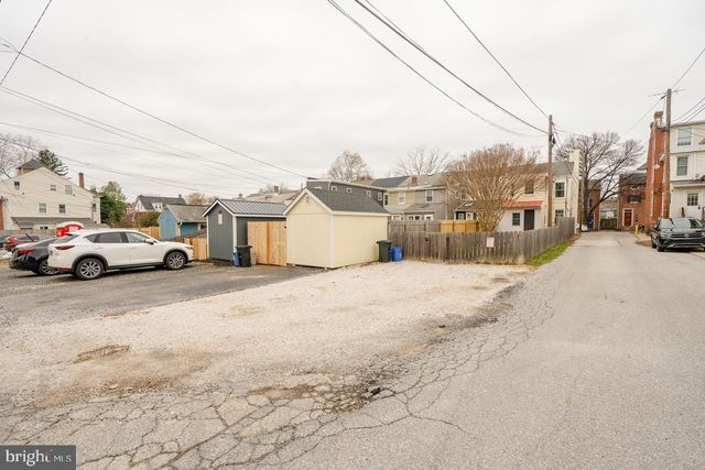 120 W UNION ST, West Chester, PA 19382