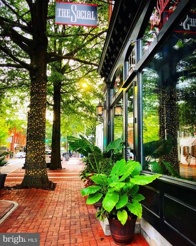 120 W UNION ST, West Chester, PA 19382