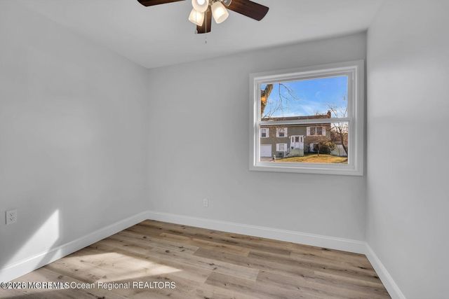 152 Windward Drive, Barnegat, NJ 08005