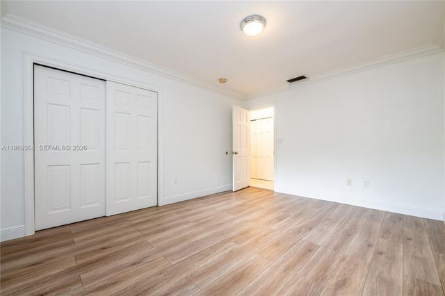 4160 Bay Point Rd, Miami, FL 33137