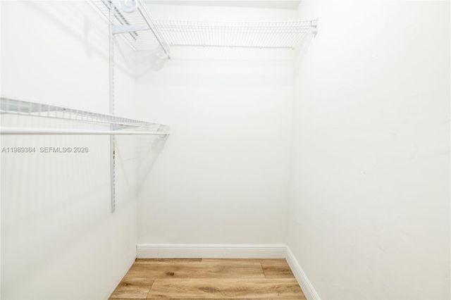 4160 Bay Point Rd, Miami, FL 33137