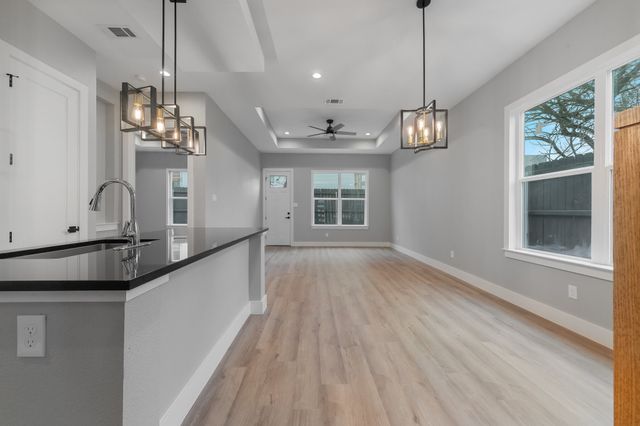 2810 Chicago Street, Dallas, TX 75212