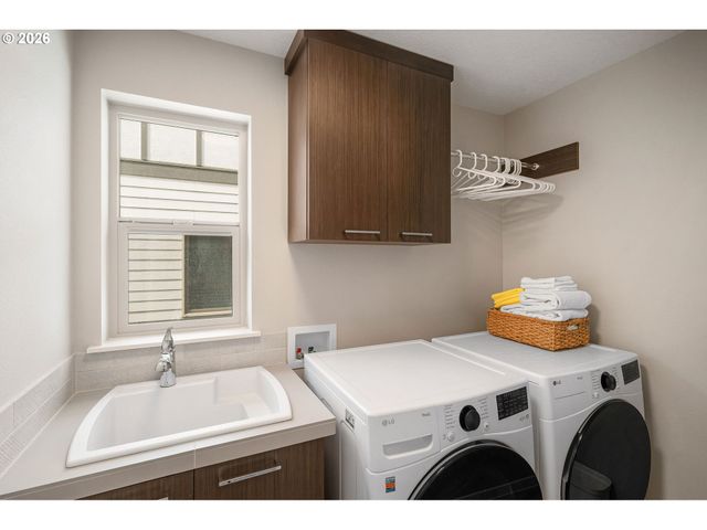 17343 Sw DOTTEREL Ln, Beaverton, OR 97007