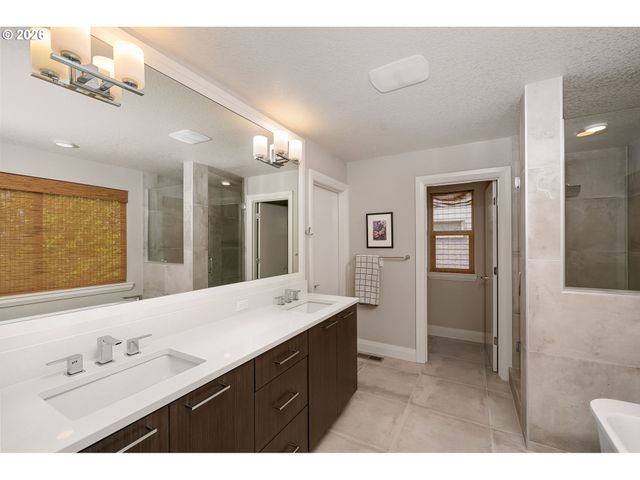 17343 Sw DOTTEREL Ln, Beaverton, OR 97007