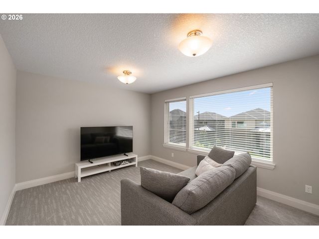 17343 Sw DOTTEREL Ln, Beaverton, OR 97007