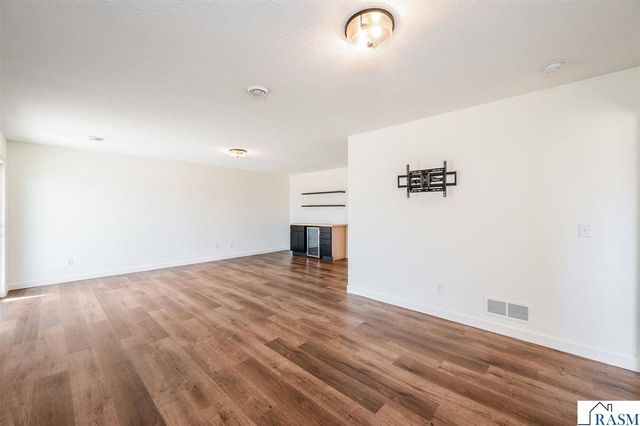 1051 Sakatah Court, Madison Lake, MN 56063