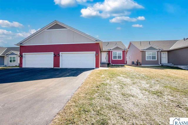 1051 Sakatah Court, Madison Lake, MN 56063