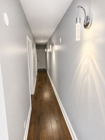 1506 E Marquette Road, Chicago, IL 60637