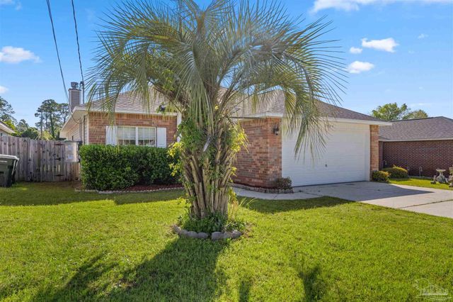 2504 Gulf Breeze Ave, Pensacola, FL 32507