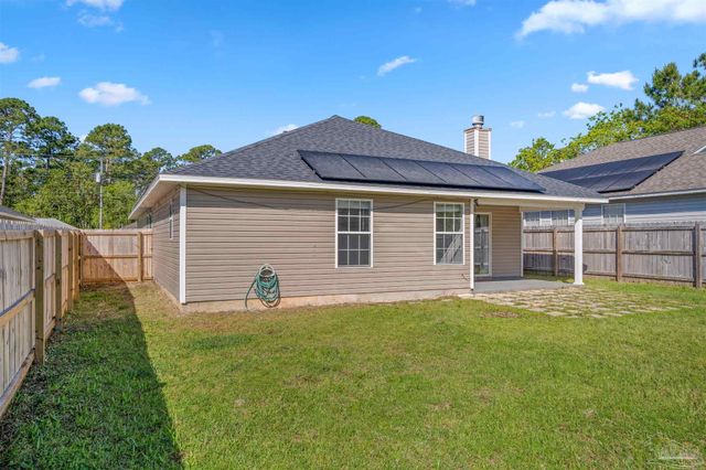 2504 Gulf Breeze Ave, Pensacola, FL 32507