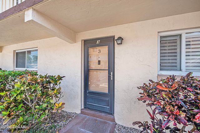 144 S Halifax Ave Apt 3, Daytona Beach, FL 32118