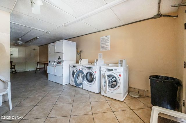 144 S Halifax Ave Apt 3, Daytona Beach, FL 32118