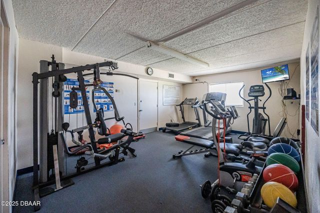 144 S Halifax Ave Apt 3, Daytona Beach, FL 32118