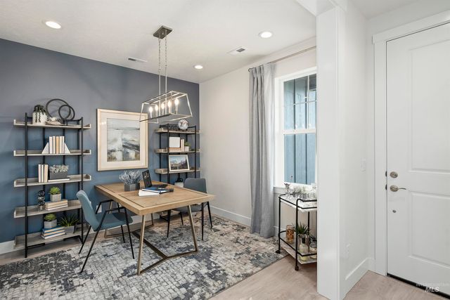 5868 N Static Line Ave, Meridian, ID 83646