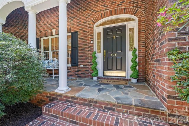 675 Heather Drive, Lincolnton, NC 28092