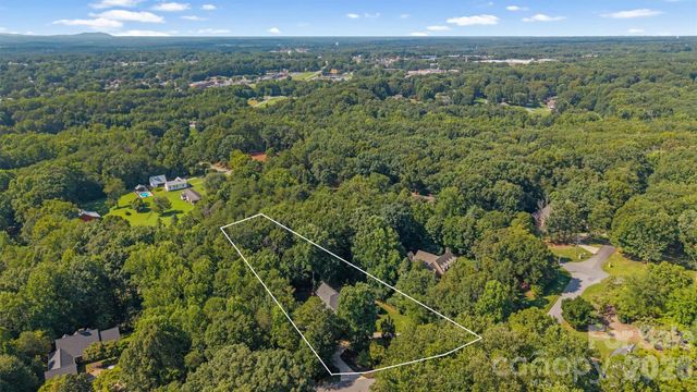 675 Heather Drive, Lincolnton, NC 28092