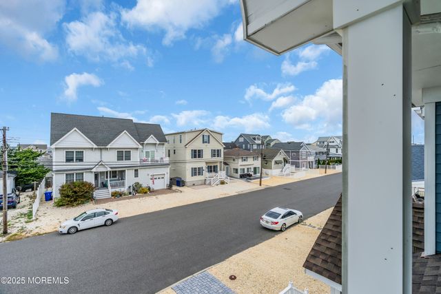 229 2nd Avenue, Ortley Beach, NJ 08751