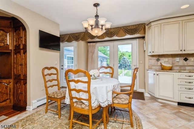 200 Raritan Ln, Readington Twp., NJ 08889