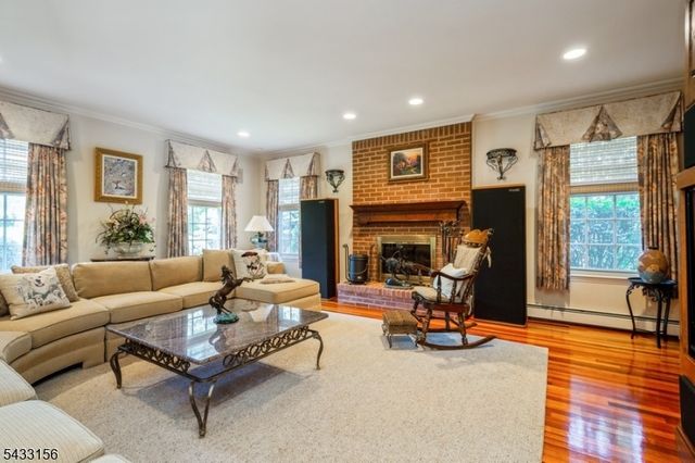 200 Raritan Ln, Readington Twp., NJ 08889