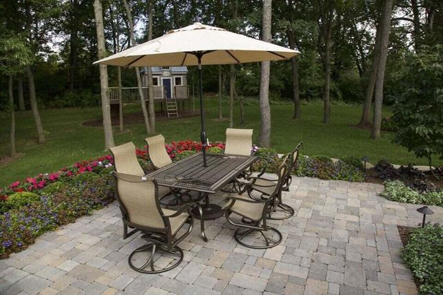 2520 Blackberry Lane NE, Grand Rapids, MI 49525