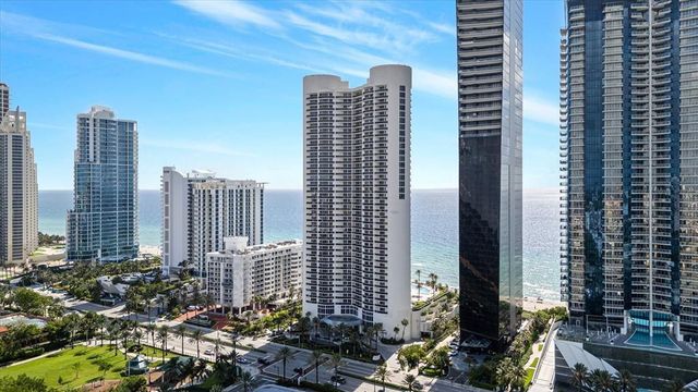 17201 COLLINS Avenue 805, Sunny Isles Beach, FL 33160