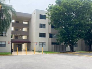 8000 SW 149th Ave A111, Miami, FL 33193