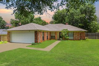 2900 Crossroads Dr, Longview, TX 75605