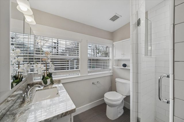 1305 Enid Street, Houston, TX 77009