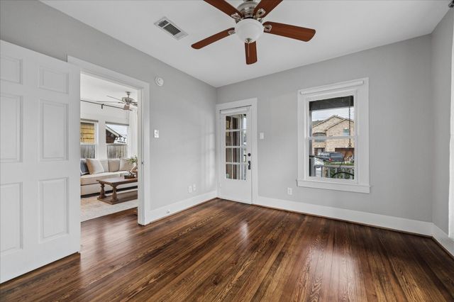 1305 Enid Street, Houston, TX 77009