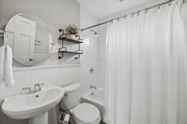 1305 Enid Street, Houston, TX 77009