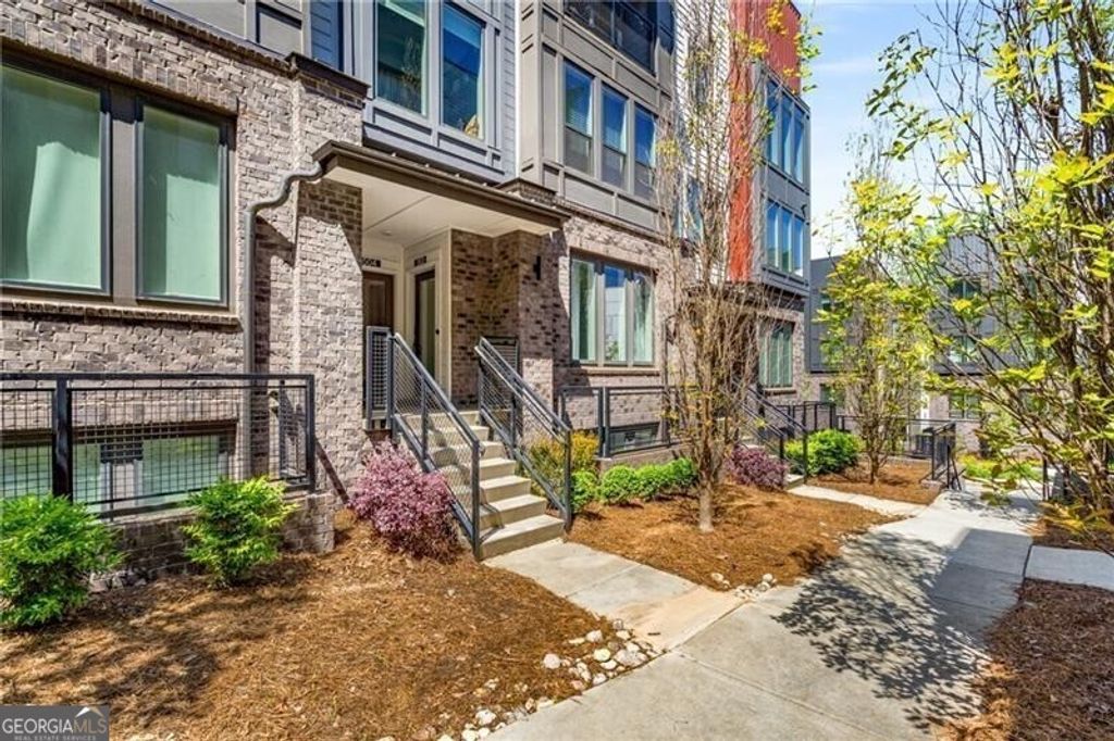 383 Pratt Drive SE 504, Atlanta, GA 30315