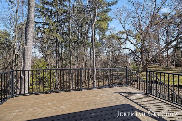 2160 Engleside Drive SE, Grand Rapids, MI 49546